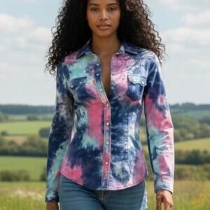 Uniq Western Tie Dye Snap down Long Sleeve shirt size Junior wonen’s small